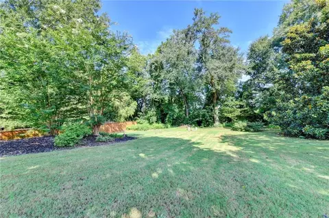 Exterior - 611 Iris Ln, Winder, GA 30680 photo 13 of 17