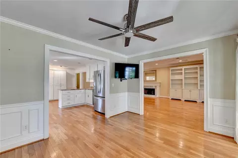 Living - 611 Iris Ln, Winder, GA 30680 photo 12 of 12