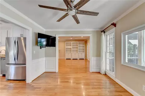 Living - 611 Iris Ln, Winder, GA 30680 photo 11 of 12