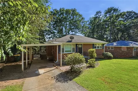 713 Melrose Dr, Forest Park, GA 30297