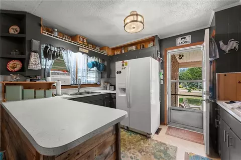 Kitchen - 25 Dubignon Dr, Toccoa, GA 30577 photo 1 of 3