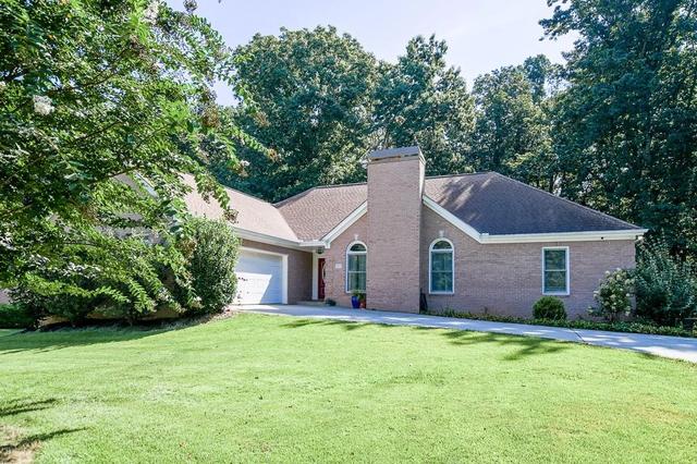 647 Than Skinner Rd, Winder, GA 30680