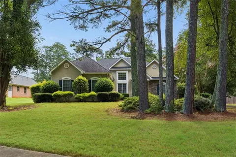 3903 Brianna Dr, Powder Springs, GA 30127