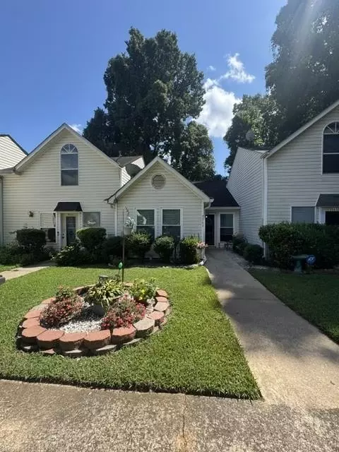 9063 Stoneleigh Trce, Douglasville, GA 30134