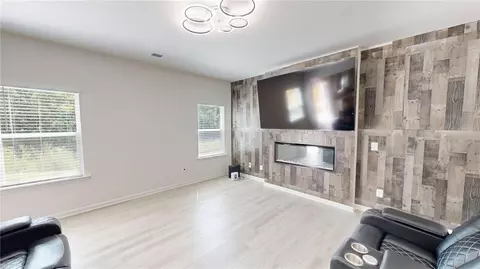 Living - 662 Blackshear Trl, Temple, GA 30179 photo 1 of 1