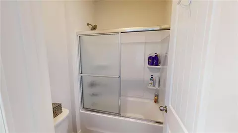 Bath - 662 Blackshear Trl, Temple, GA 30179 photo 3 of 3