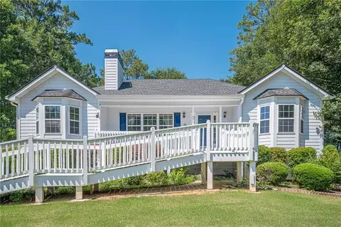 73 Cross Pointe Ct, Hiram, GA 30141