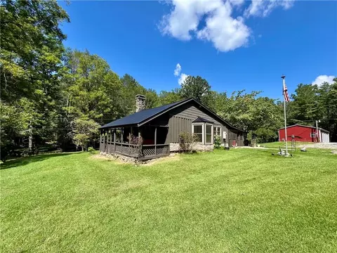 581 N Garrett Branch Rd, Ellijay, GA 30536