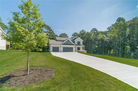 2736 Thomas View Ct, Loganville, GA 30052