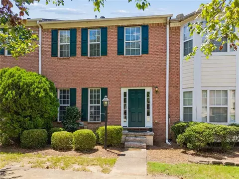 2076 Pinnacle Pointe Dr, Norcross, GA 30071