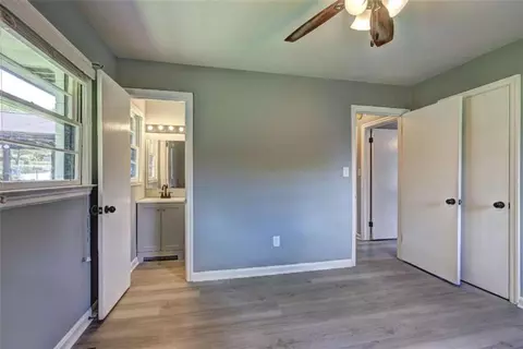Bedroom - 970 Oglethorpe Ave, Athens, GA 30606 photo 5 of 6