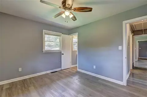 Bedroom - 970 Oglethorpe Ave, Athens, GA 30606 photo 4 of 6