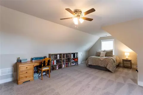 Bedroom - 301 Savannah Dr, Mansfield, GA 30055 photo 9 of 10