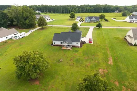 View/Area - 301 Savannah Dr, Mansfield, GA 30055 photo 6 of 7
