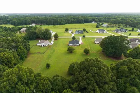 View/Area - 301 Savannah Dr, Mansfield, GA 30055 photo 5 of 7