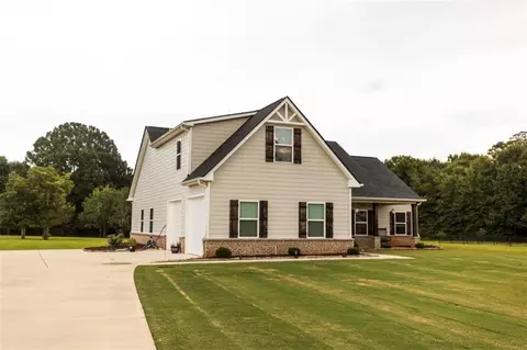 Exterior - 301 Savannah Dr, Mansfield, GA 30055 photo 8 of 8