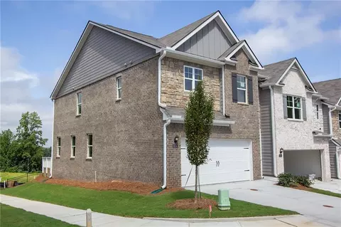 3574 Matthew Ct, Decatur, GA 30034