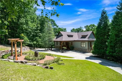 109 Lakewood Dr, Waleska, GA 30183