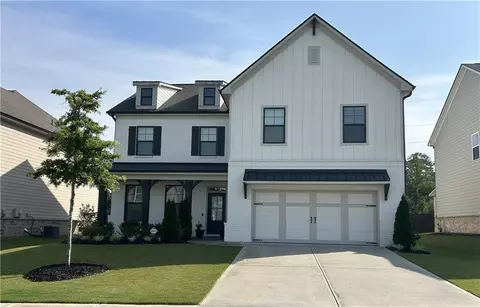 1533 Dover Creek Ln, Lawrenceville, GA 30045