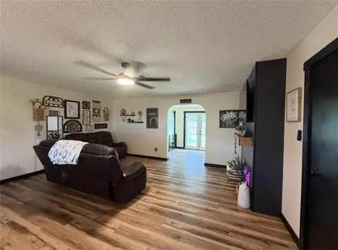 320 Langston Rd, Perry, GA 31069 photo 4