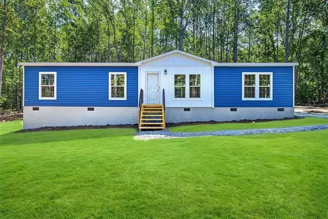 140 B Lakeshore Dr, Eatonton, GA 31024