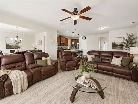 Living - 2002 Bridgewater Pass, Hampton, GA 30228 photo 3 of 3