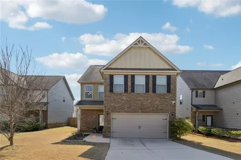 Exterior - 2002 Bridgewater Pass, Hampton, GA 30228 photo 1 of 4