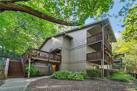 2709 Cumberland Ct SE, Smyrna, GA 30080