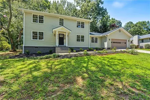 2967 Missy Dr, Marietta, GA 30062