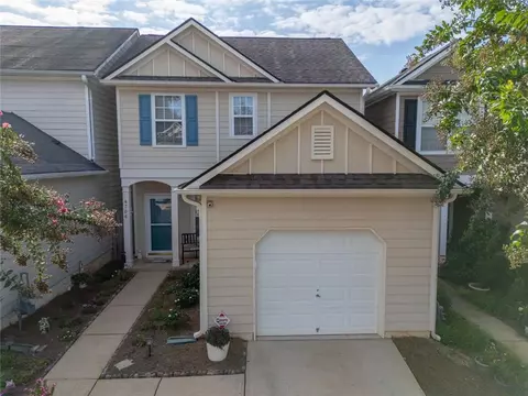 4706 Autumn Rose Trl, Oakwood, GA 30566