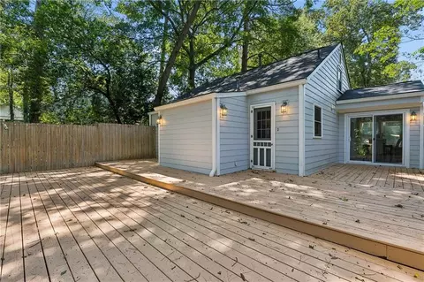 Exterior - 448 E Pharr Rd, Decatur, GA 30030 photo 3 of 15