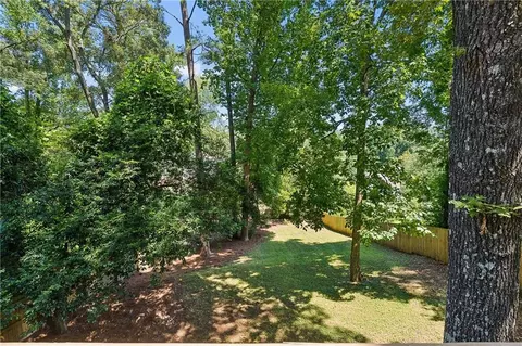 Exterior - 448 E Pharr Rd, Decatur, GA 30030 photo 6 of 15