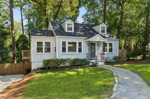 Exterior - 448 E Pharr Rd, Decatur, GA 30030 photo 14 of 15