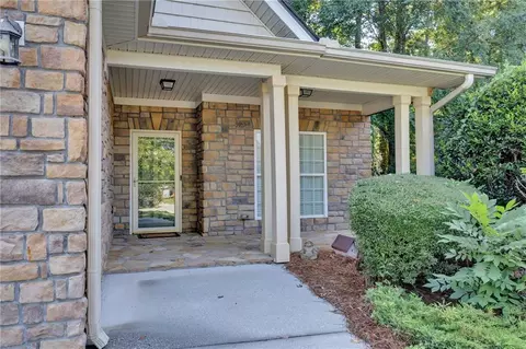 Exterior - 10115 Malcolm Ct, Covington, GA 30014 photo 2 of 3