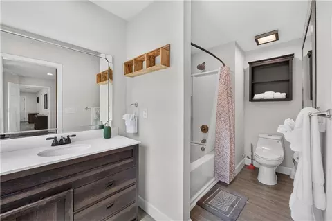 Bath - 224 Doster Ave, Monroe, GA 30656 photo 2 of 3