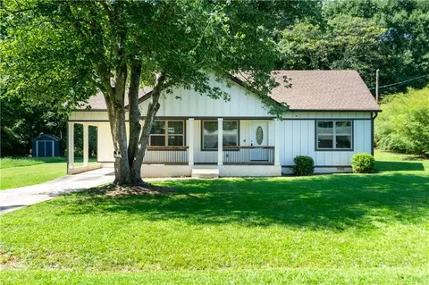 Exterior - 224 Doster Ave, Monroe, GA 30656 photo 2 of 5