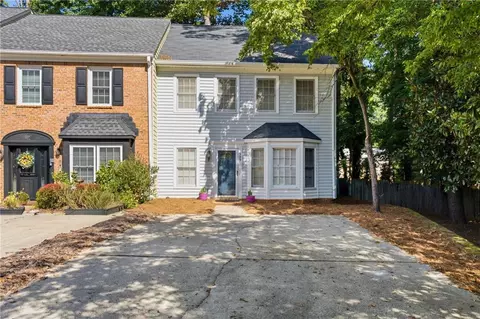 599 Saint James Walk SE, Marietta, GA 30067