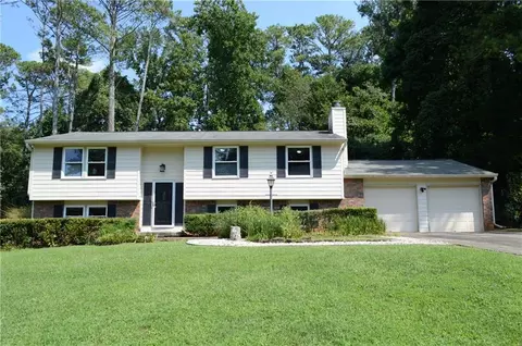 4582 N Landing Way, Marietta, GA 30066