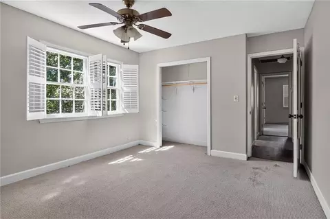 Bedroom - 2210 E Doublegate Dr, Albany, GA 31721 photo 12 of 12