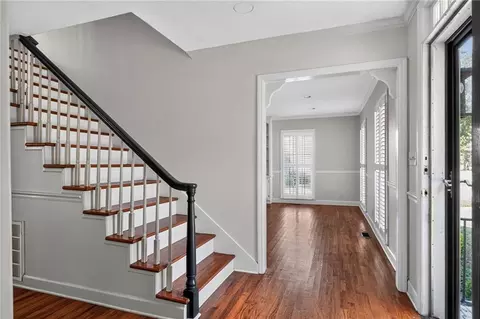 Entry Way - 2210 E Doublegate Dr, Albany, GA 31721 photo 3 of 5
