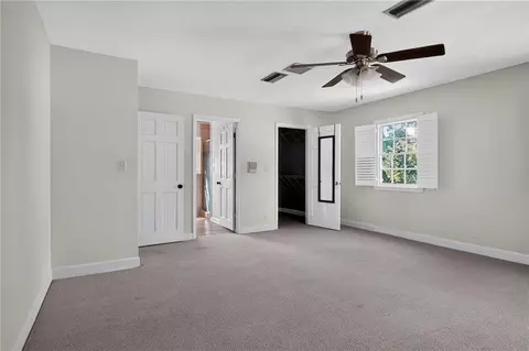 Bedroom - 2210 E Doublegate Dr, Albany, GA 31721 photo 5 of 12
