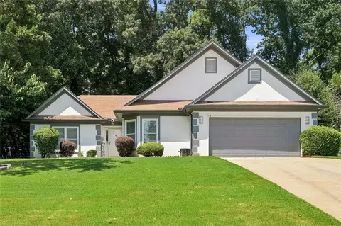 300 Leigh Kay Dr, Lawrenceville, GA 30046