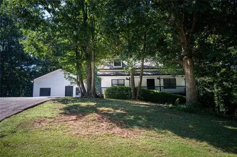 615 Brooks St, Dallas, GA 30157