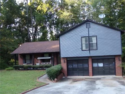 5792 Windermere Ct, Lithonia, GA 30038