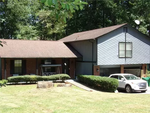 5792 Windermere Ct, Lithonia, GA 30038