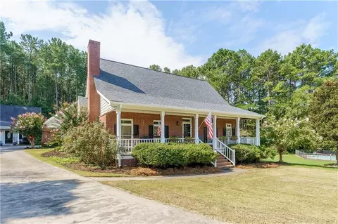 5454 Mccullers Ln, Loganville, GA 30052