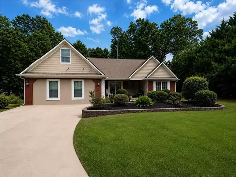 730 Tab Roberts Rd, Lawrenceville, GA 30043