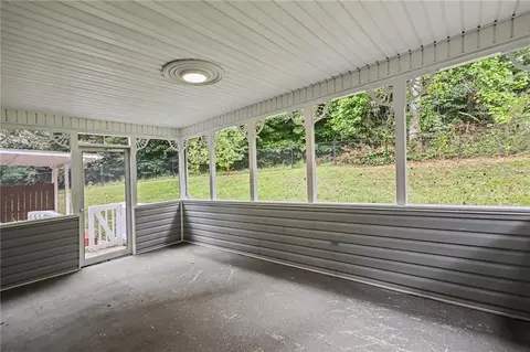 Exterior - 250 Dillion Dr, Hampton, GA 30228 photo 5 of 6