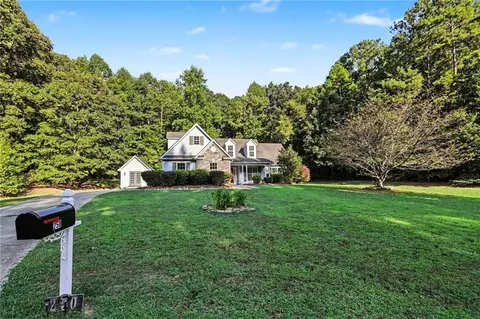 Exterior - 250 Dillion Dr, Hampton, GA 30228 photo 5 of 10