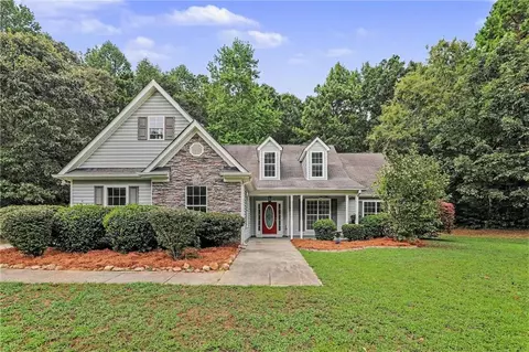 250 Dillion Dr, Hampton, GA 30228